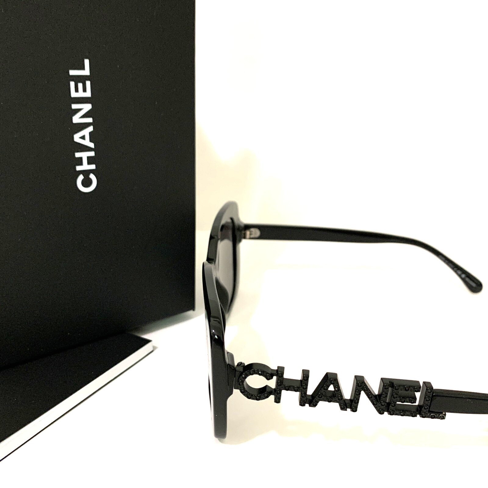 CHANEL CH5422B Black Logo Sunglasses, Black Acetate w/ Strass, Polarized - Image 4