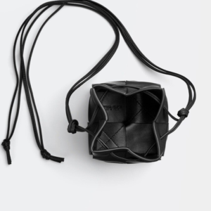 Bottega Veneta Leather Cassette Bucket Lightweight Bag | Black